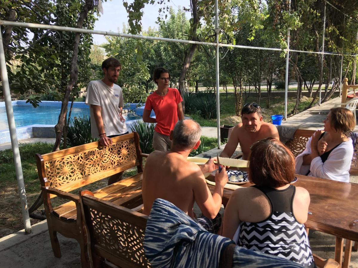 May Weather Resort Bukhara Bagian luar foto